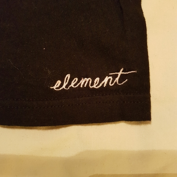 T-shirt - Picture 2 of 3